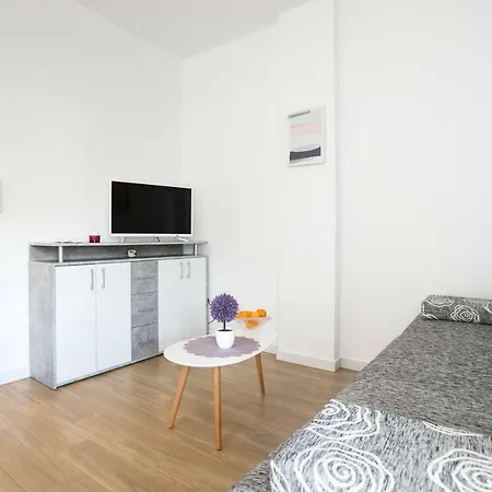 Bagi Apartments&rooms *