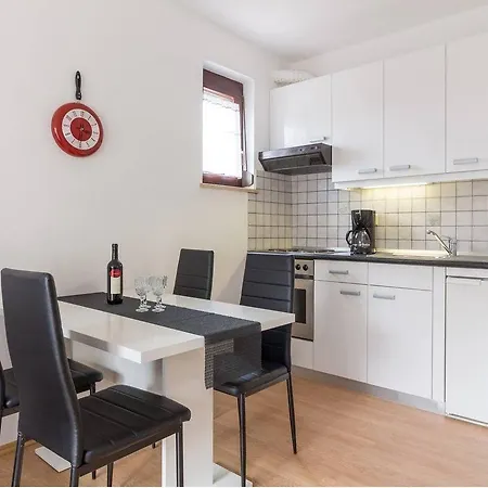 Apartmán Bagi & Pula