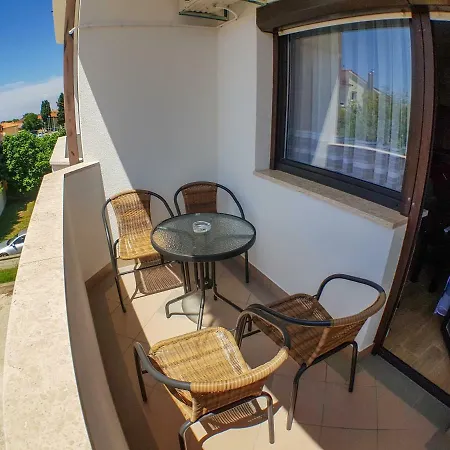 Apartmán Bagi & Pula