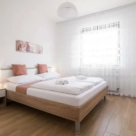 Apartmán Bagi & Pula